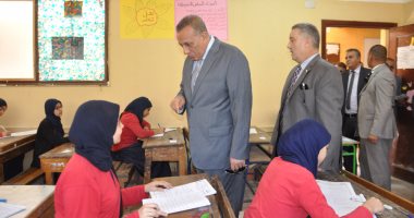 محافظ الجيزة يتفقد لجان امتحانات الشهادة الإعدادية بالعجوزة