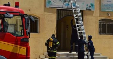 بالصور.. إجراء سيناريو لحريق وهمى بالوحدة المحلية لمدينة القصير بالبحر الأحمر 