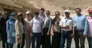 جامعة أسيوط تنظم برنامجاَ سياحياَ للطلاب الروسيين لزيارة معالم الأقصر الأثرية