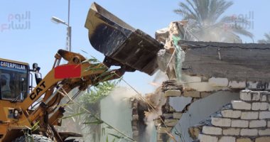 إزالة 18 حالة تعدى على الأراضى الزراعية وأملاك الدولة برشيد فى البحيرة