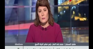 رئيس مجلس الدولة الأسبق ينفعل على أمانى الخياط.. والإعلامية تنهى الحوار