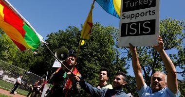 بالصور.. تظاهرات مؤيدة وأخرى معارضة لأردوغان قرب البيت الأبيض خلال زيارته لواشنطن