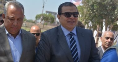 القوى العاملة تبدأ اليوم قبول طلبات 50 عاملا للالتحاق بدولة خليجية