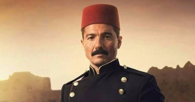 علا الشافعى تكتب .. أن تكون "محمود عبد الظاهر" .. خالد النبوى تركيبة درامية تأسر القلب والعقل .. براعة النبوى تتجلى فى علاقته مع النساء لأنه يلعب على شعرة رفيعة بين سحر الشخصية وقدرتها على الغواية