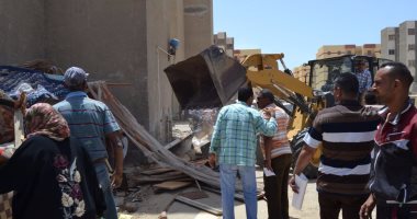 بالصور .. تنفيذا لتكليفات الرئيس .. إزالة 26 حالة تعدى على أراضى الدولة بالسويس