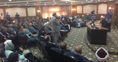 مجلس جامعة الأزهر يعلن وقوفه خلف الإمام الأكبر فى كل ما يتخذه من قرارات