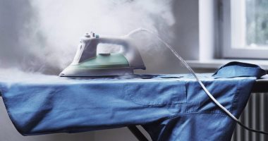 5 أخطاء شائعة تجعل مهمة كى الملابس أصعب