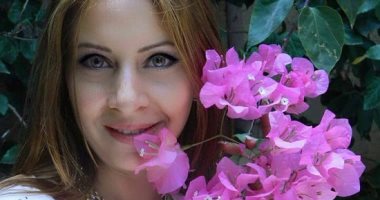من خبيرة تجميل.. 7 نصائح هامة لمكياج هيخليكى أصغر فى السن