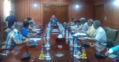 محافظ بورسعيد يضع خطة زمنية لإزالة التعديات على أملاك الدولة