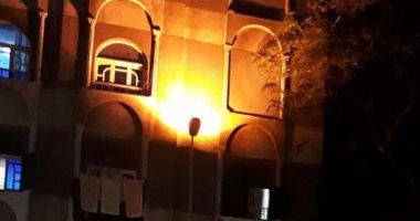 "اللى يعيش ياما يشوف" ..عمود إنارة مقلوب بشارع السلخانة فى السيدة زينب