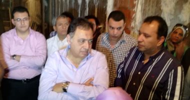 بالصور..  وزير الصحة يرفض تصميم "مطبخ" بجوار الطوارئ بمستشفى الأقصر العام