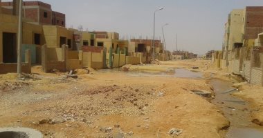 بالصور.. شكوى من انكسار ماسورة مياه فى منطقة ابنى بيتك بالسادس من أكتوبر