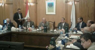 رئيس جامعة الإسكندرية: لجنة العلوم الأساسية هى عصب الجامعات 