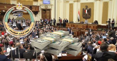 "المركزى للمحاسبات" يرصد 79.2 مليار جنيه ارتفاعا بعجز موازنة 2015\2016.. و70 مليارا نقصا فى الضرائب و119 مليارا متأخرات.. وماسبيرو والسكة الحديد الأكثر خسارة.. والحكومة عجزت عن تحصيل مستحقات بقيمة 226.2 مليار