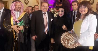 صالون المحور يكرم اسم الراحل عبد الرحمن الأبنودى.. اليوم