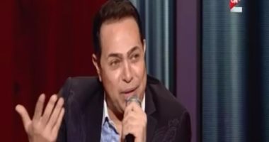 حكيم: 15 % فقط من المطربين لديهم "قبول".. وأفضّل محمد فؤاد وعمرو دياب