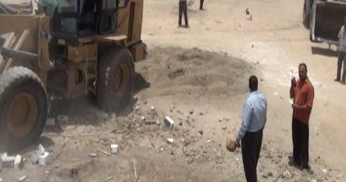 بالصور .. محافظ أسيوط: إزالة 209 حالة تعد على أراضى الدولة بـ 5 مراكز