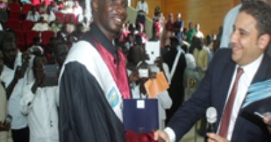 جامعة الإسكندرية تحتفل بتخريج 40 طالب بفرعها بدولة تشاد