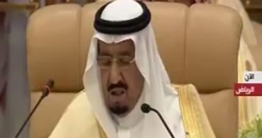 الملك سلمان: النظام الإيرانى هو رأس حربة الإرهاب العالمى
