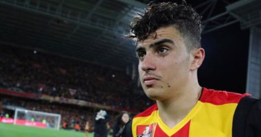 ألغاز كريم حافظ.. من هم المنافقون فى نظر اللاعب المصرى؟