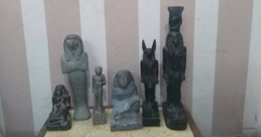 ضبط عامل زراعى بالبحيرة بحوزته 6 تماثيل يشتبه فى أثريتها