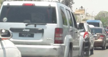 قارئ يرصد سيارة بدون لوحة معدنية بشارع صلاح سالم