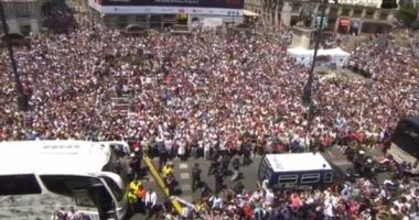احتفالات عارمة فى شوارع مدريد بلقب الليجا الإسبانية