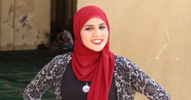 هواية بالوراثة.. بالصور "نوران" احترفت التفصيل قبل ما تتم عشرين سنة