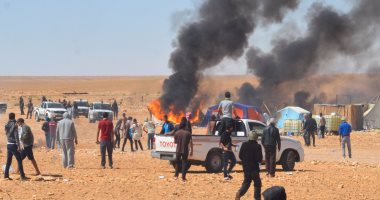 بالصور.. اشتباكات عنيفة مع محتجين حاولوا إغلاق محطة ضخ نفط بجنوب تونس