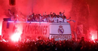 احتفالات ريال مدريد بالليجا عرض مستمر