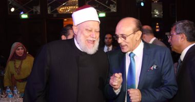 بالصور.. مستقبل وطن يكرم علي جمعة ومحمد صبحي وعماد الدين حسين