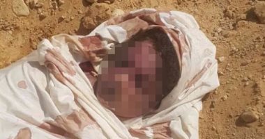 العثور على طفلة فى الخامسة جثة هامدة داخل جوال أمام منزل والدها بسوهاج