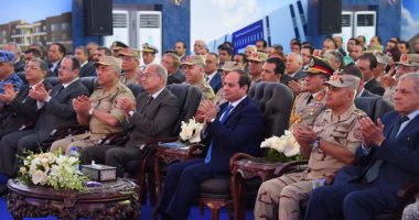 الرئيس السيسى يوجه بإنشاء مناطق سكنية لأهالى دمياط على الكورنيش