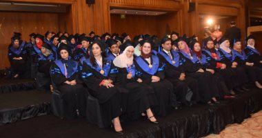 بالصور..تخرج الدفعة الثانية من برنامج قيادات القطاع الإدارى من جامعة إسلسكا