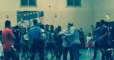 بالصور.. لاعبو صالات ميت عقبة يحتفلون بدرع الدورى