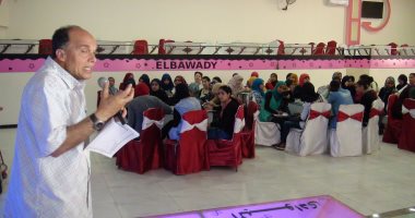 بالصور ..قوافل تعليمية مجانية لطلاب الثانوية العامة بأسيوط   