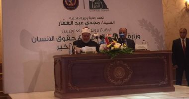 الدكتور على جمعة: أخرجنا 44 ألف وهدفنا مصر بدون غارمات