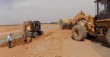 بالصور.. حملات استرداد أراضى الدولة تعيد الحياة لقرى الخريجين بأسوان