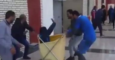 بالفيديو.. موقف طريف بين لاعبى الزمالك إسلام جمال وجنش