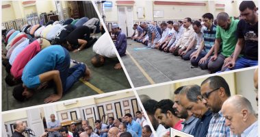 فى أجواء إيمانية.. المصلون يؤدون صلاة التراويح فى أول ليالى رمضان