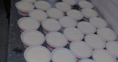 بالصور.. ضبط لبن بوردة منتهى الصلاحية بمصنع زبادى غير مرخص بالبحيرة