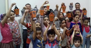 بالصور .. اصنع فانوسك فى متحف ملوى مع مينا صليب