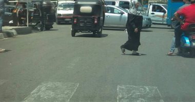 قارئ يشكو من فوضى التكاتك بشارع بورسعيد فى القاهرة