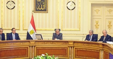رئيس الوزراء يرأس اجتماعًا لمتابعة عدد من الملفات المتعلقة بالآثار