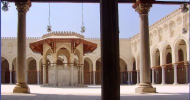 بالصور.. قصة مسجد بناه صاحبه فى مكان سجنه.. "المؤيد شيخ" جاء مصر عبداً وأصبح سلطاناً.. شغفه بالعمارة دفعه لبناء أروع تحفة معمارية بالعصر المملوكى.. وصفه "المقريزى" بـ"أعظم من عرش بلقيس وإيوان كسرى"