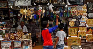 بالصور.. أجواء رمضانية مليئة بالحب والمودة فى الهند وباكستان