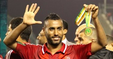 عاشور ينتظم فى مران الأهلى وهشام محمد يفك "الجبيرة"
