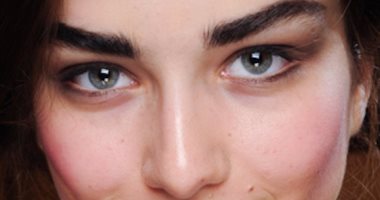 4 نصائح للحصول على حواجب سميكة بطريقة طبيعية