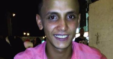 المسامح كريم.. قارئ يعتذر لوالدته لعدم تمكنه من قضاء رمضان معها