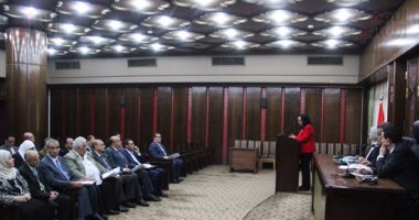 وزارة الصحة تستعرض خطة مواجهة الزيادة السكانية.. ونواب: حبر على ورق